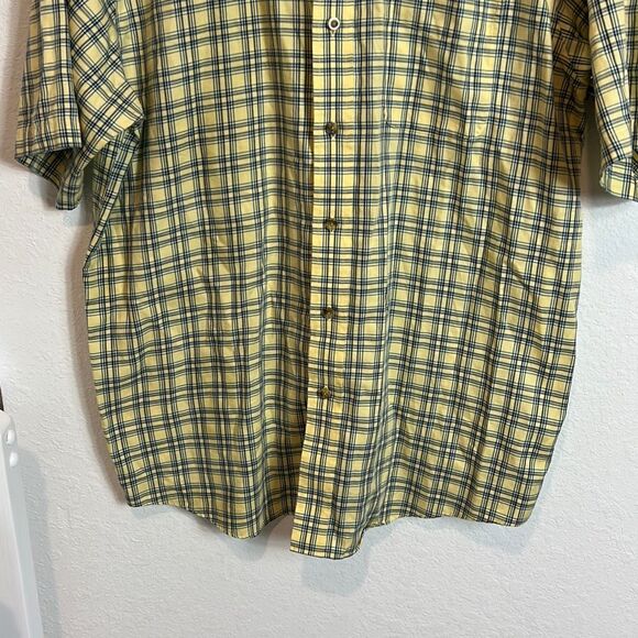 LL Bean Short Sleeve Button Up Shirt Mens Size L Regular Plaid Cotton Yellow - Picture 3 of 9